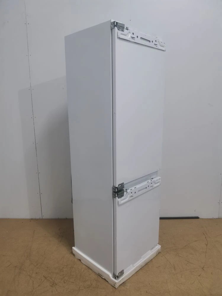 Встраиваемый холодильник HAIER BCFT628AWRU 