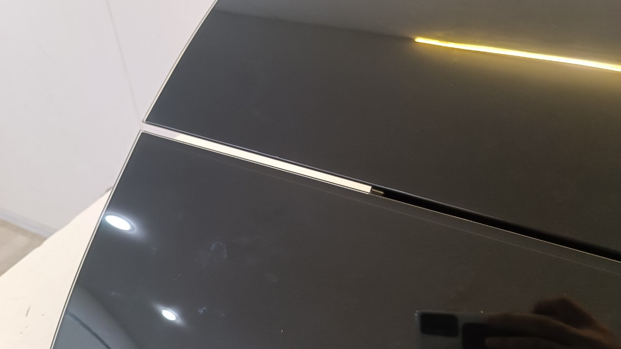 Вытяжка наклонная GRAUDE DH 90.3 GE  