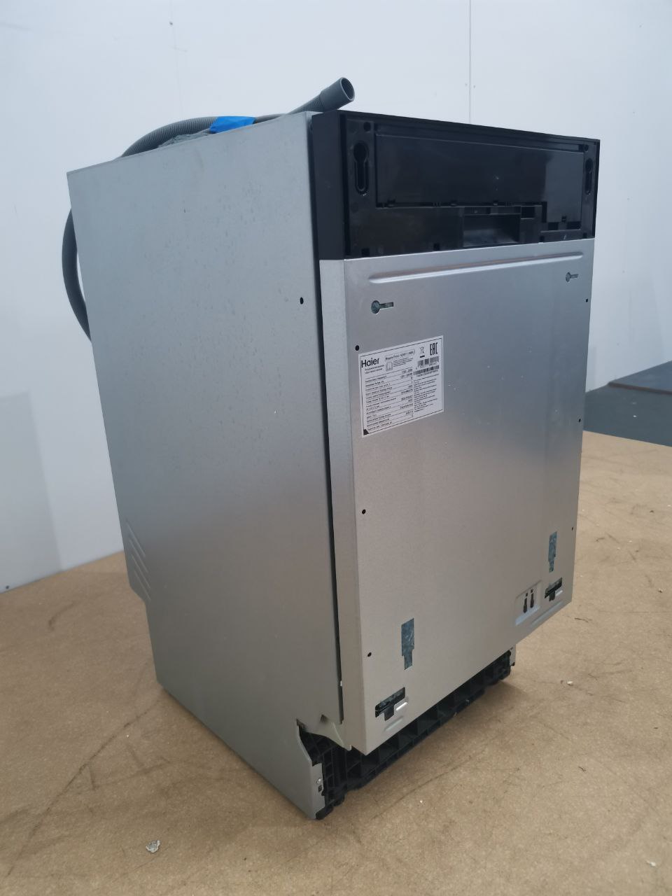 Встраиваемая посудомоечная машина HAIER HDWE11-396RU 