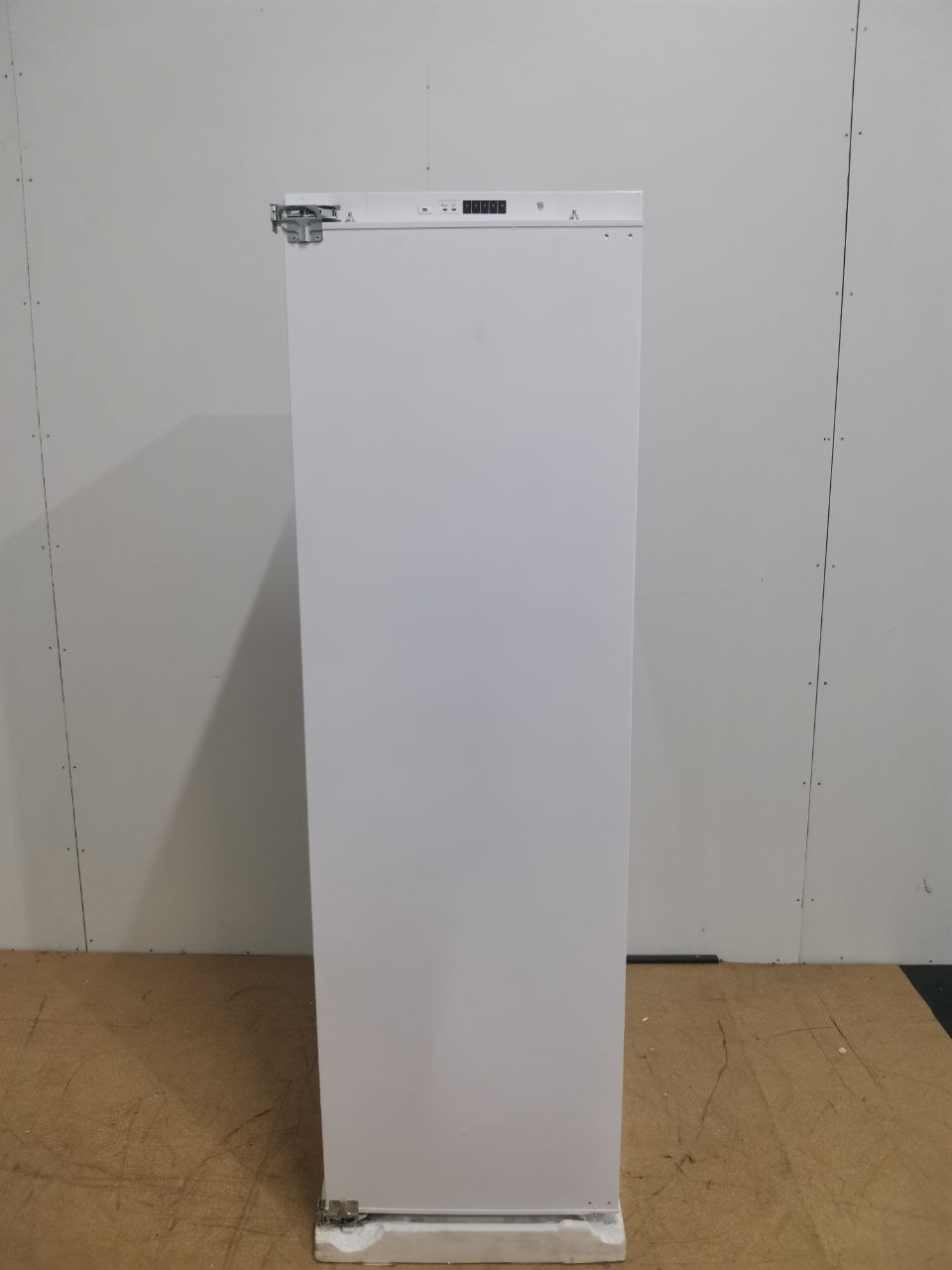 Встраиваемый холодильник KORTING KSI 1855 