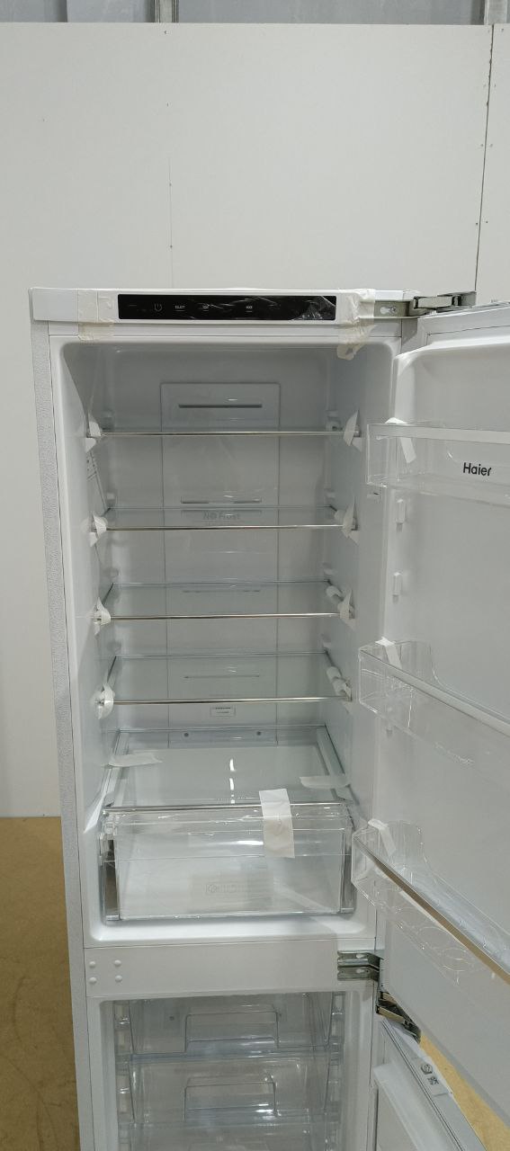 Встраиваемый холодильник Haier HRF236NFRU Встраиваемый холодильник Haier HRF236NFRU