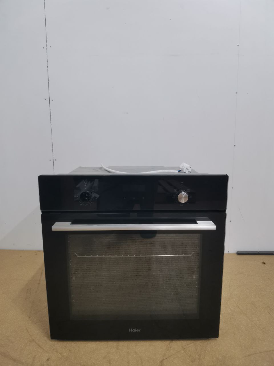 Встраиваемый духовой шкаф HAIER HOX-P06HGB 