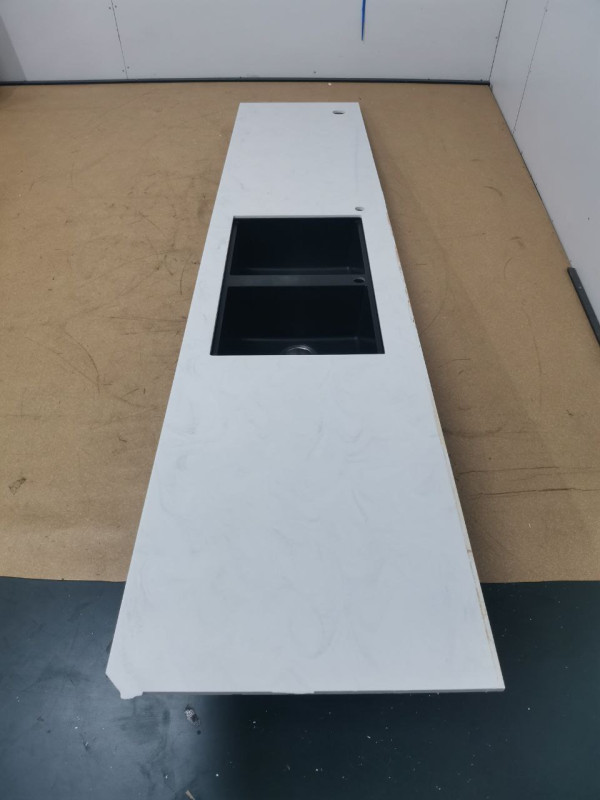 Столешница из искусственного камня (H=40 мм) (3.000x0.620)