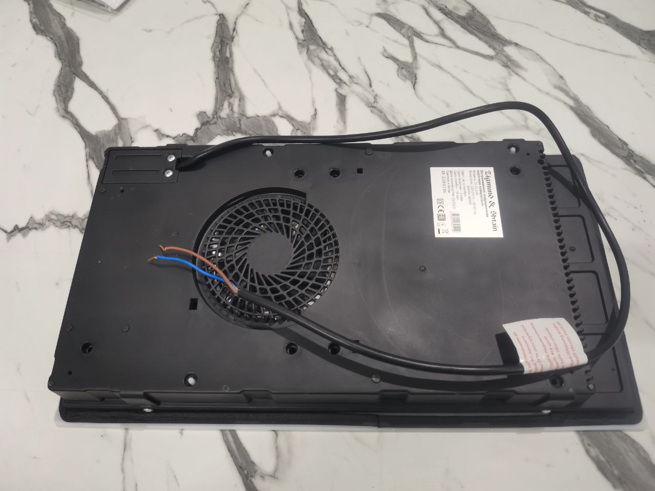 Варочная панель индукционная Zigmund & Shtain CI 33.3 W