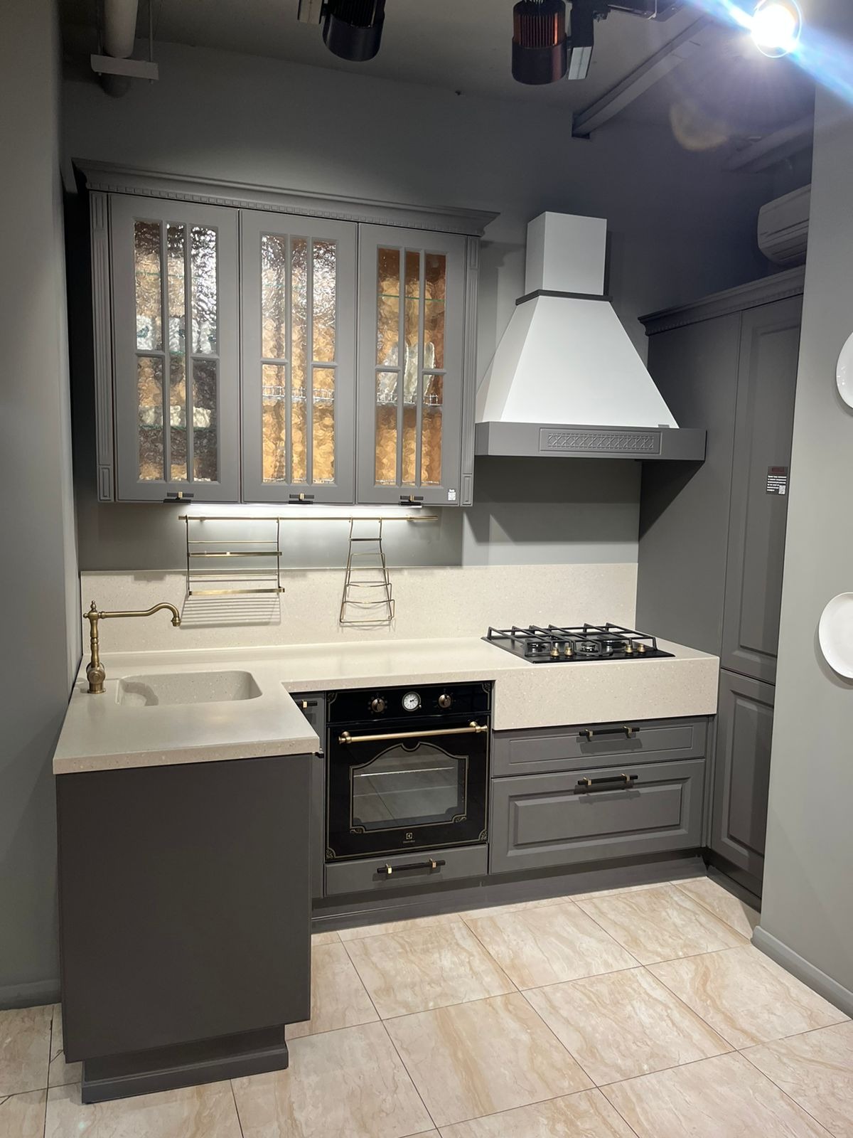 Кухонный гарнитур + Ливинг Nicolle 