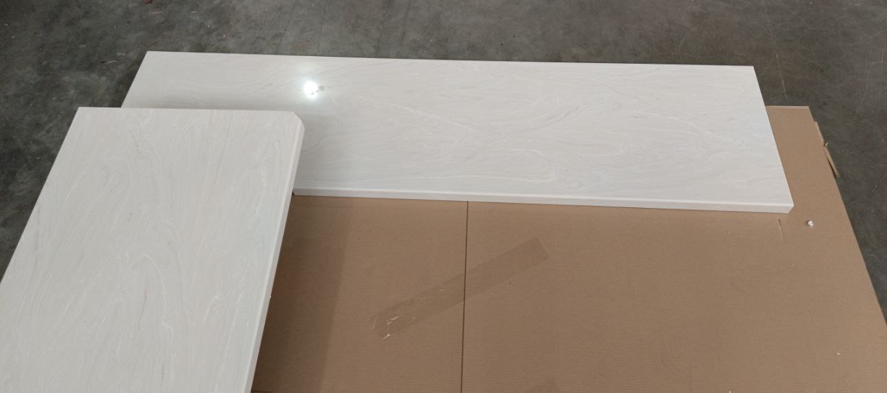 Комплект столешниц и стеновых панелей из ИК