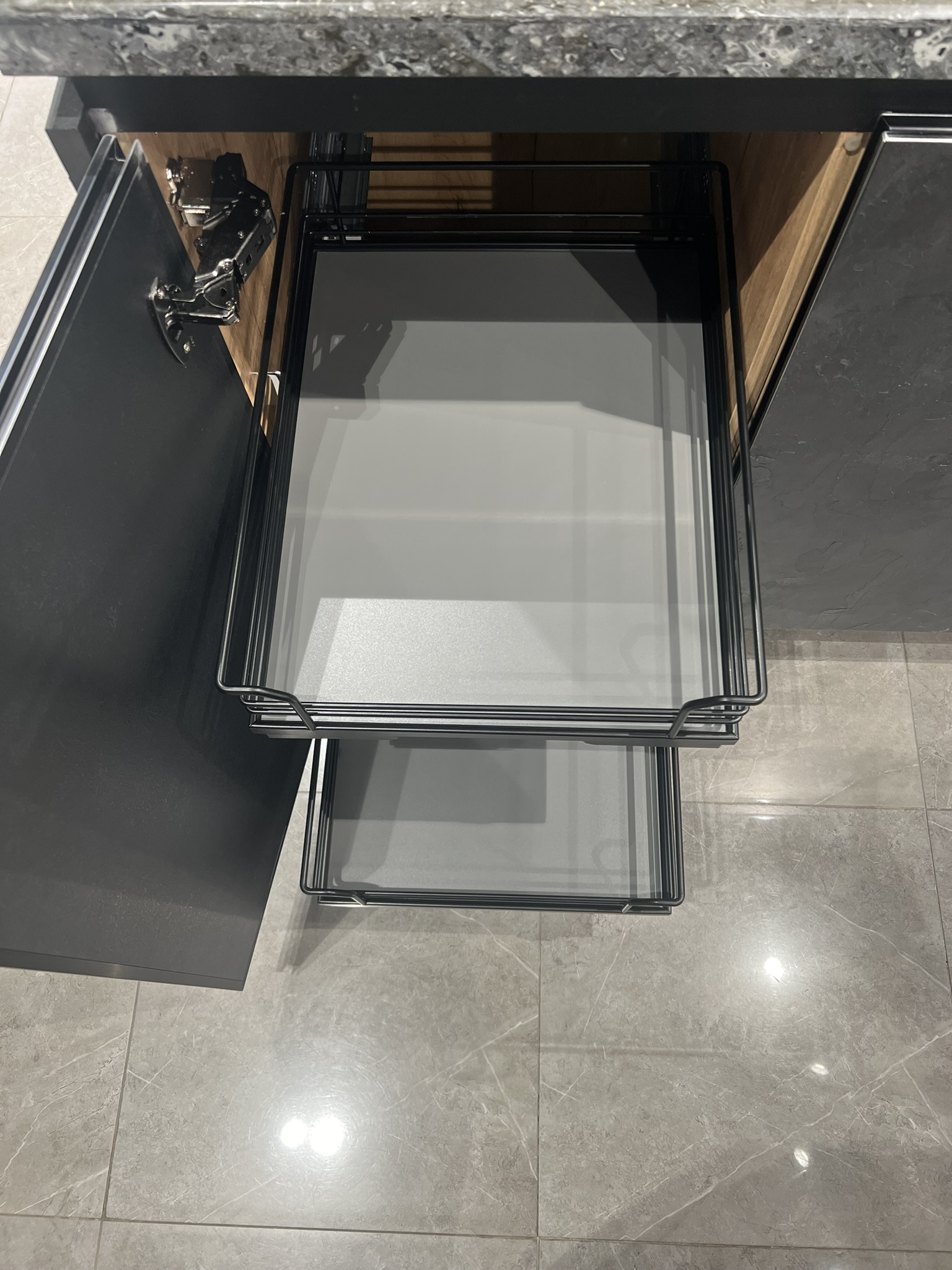 Кухонный гарнитур Antro Vetro