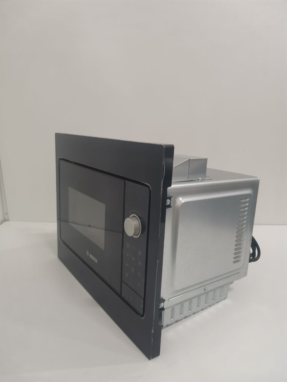 Встраиваемая микроволновая печь BOSCH BFL523MB3 