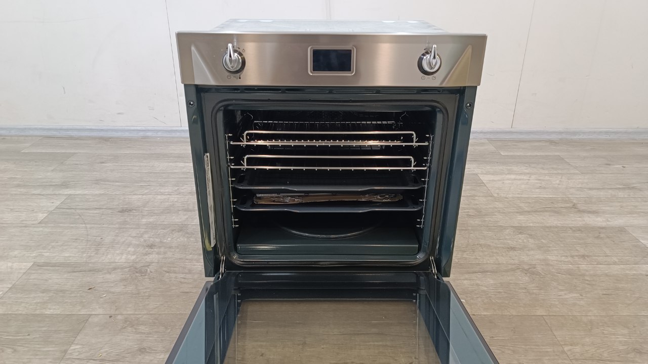 Встраиваемый духовой шкаф SMEG SF6922XPZE1
