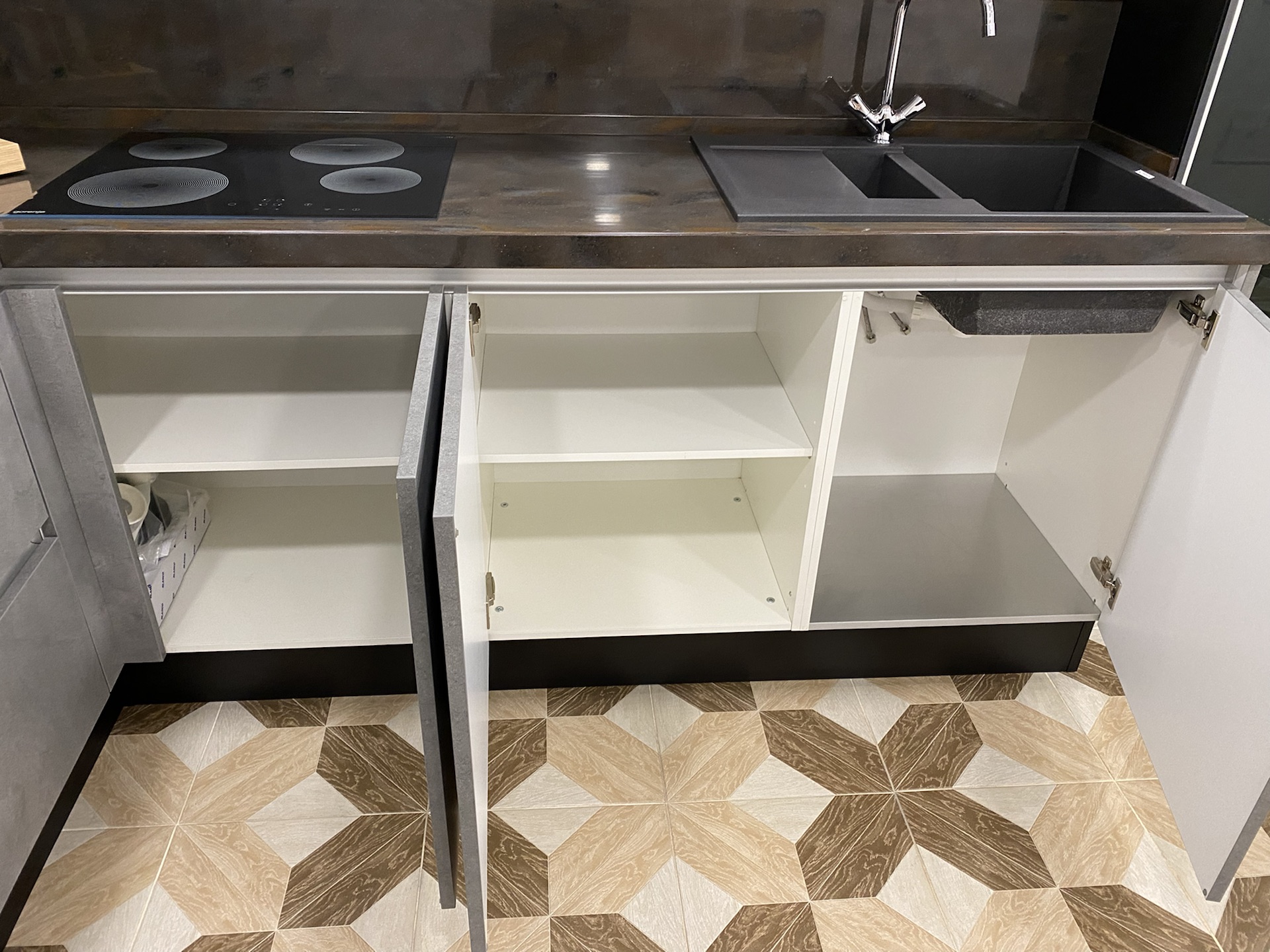 Кухонный гарнитур Лариса Кухонный гарнитур Лариса