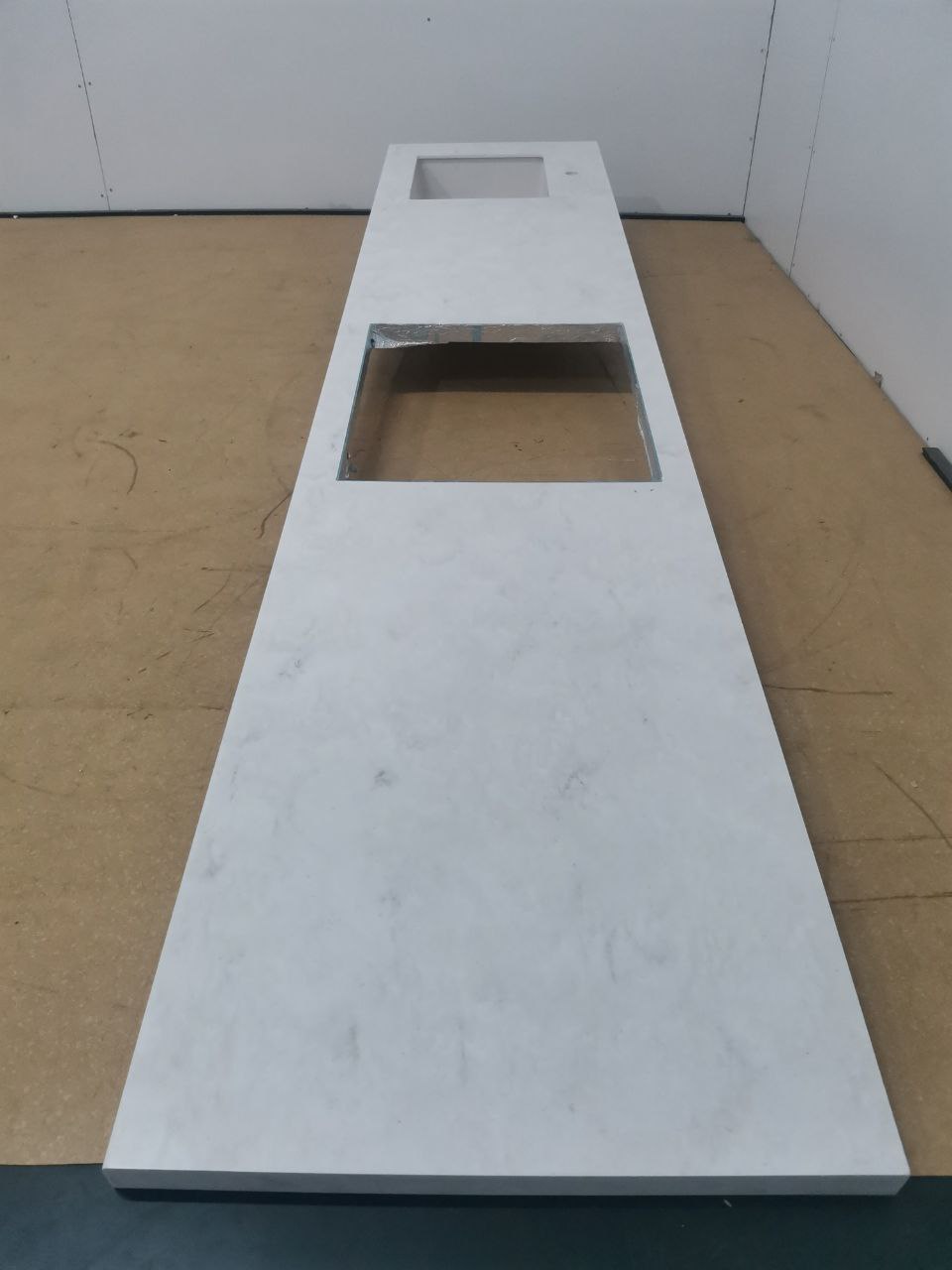 Столешница из искусственного камня (H=40 мм) (2.736x0.600)