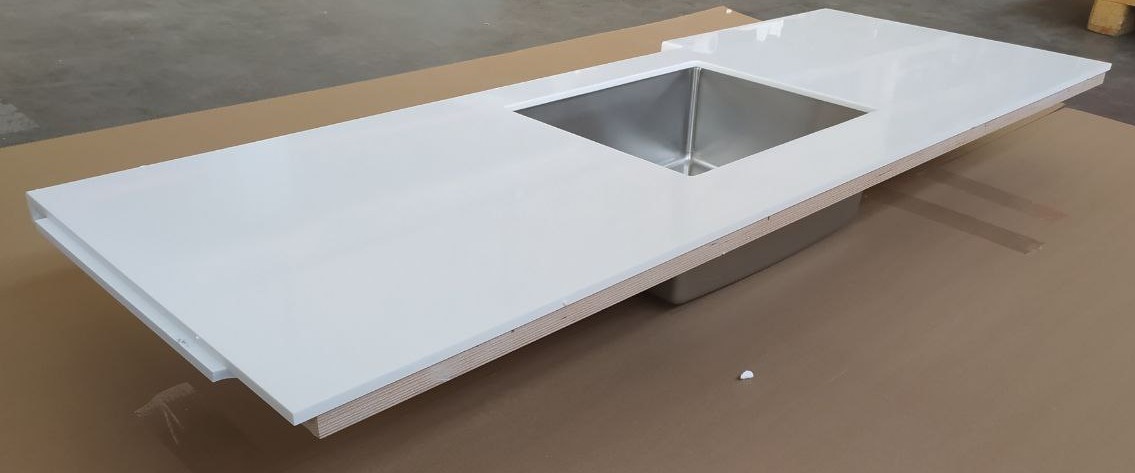 Столешница из искусственного камня (1800*600) (H=40 мм) 