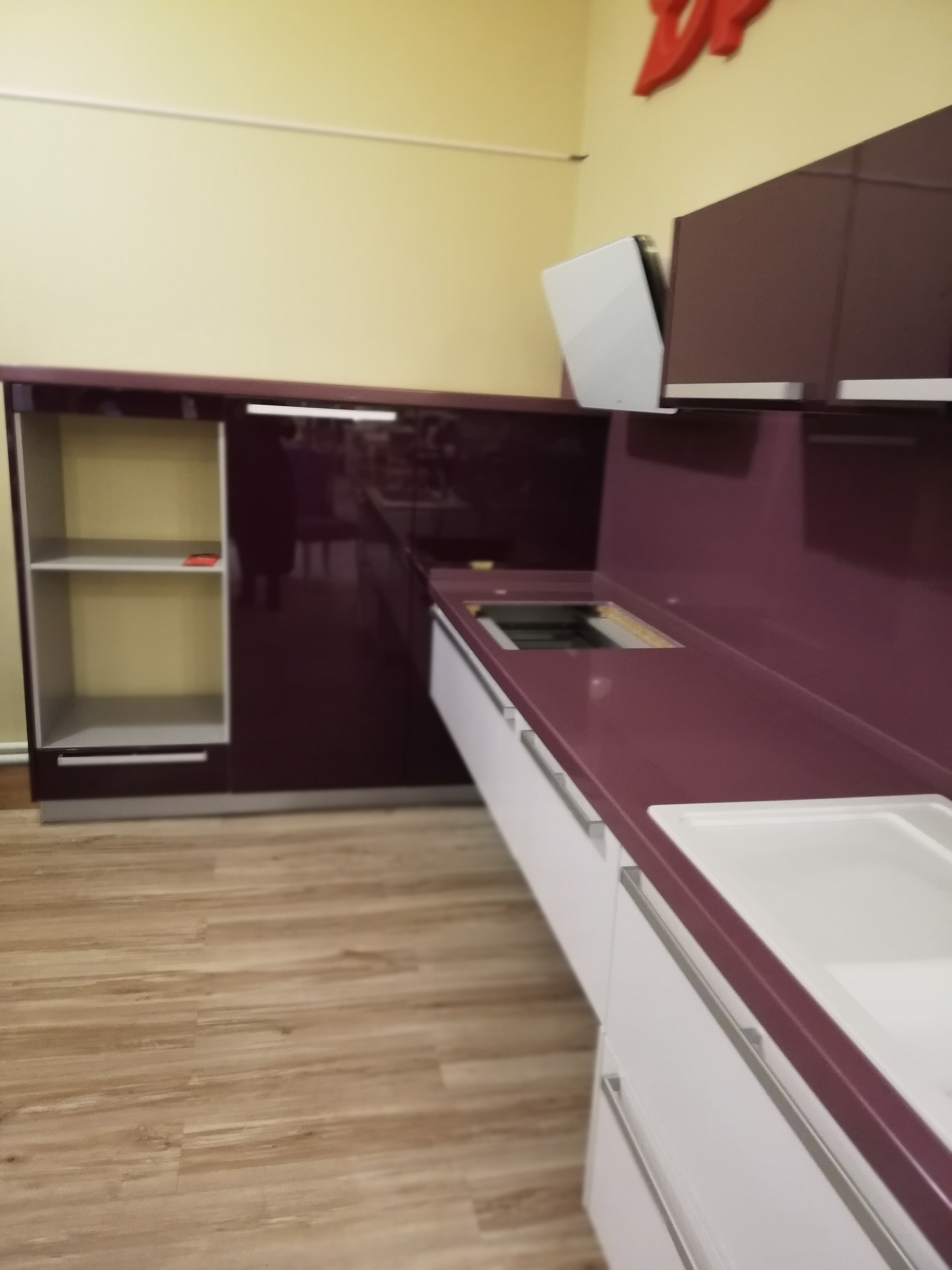 Кухонный гарнитур Лариса Кухонный гарнитур Лариса