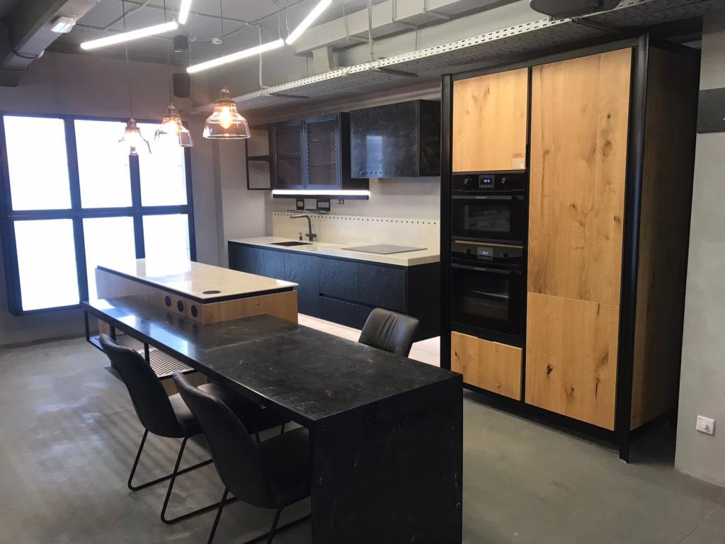 Кухонный гарнитур Antro Wood