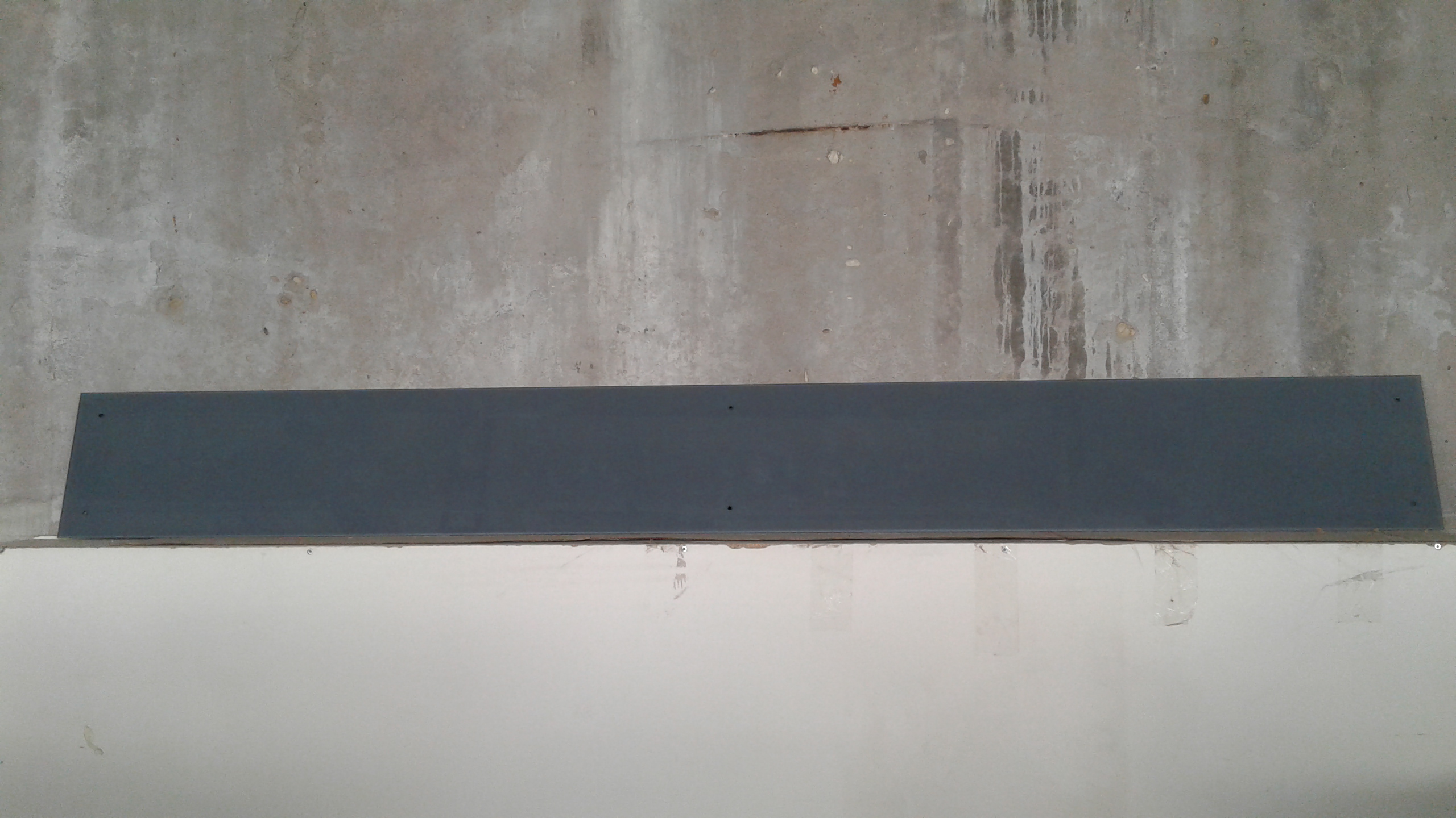 Стеновая панель крашеная  ЛЮКС (2.701x0.308)