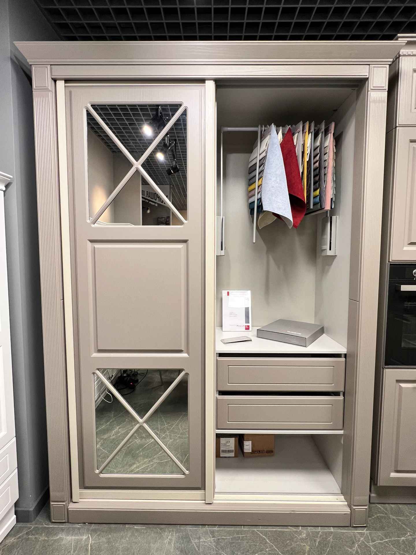 Шкаф-купе 2-х дверный Nicolle Шкаф-купе 2-х дверный Nicolle