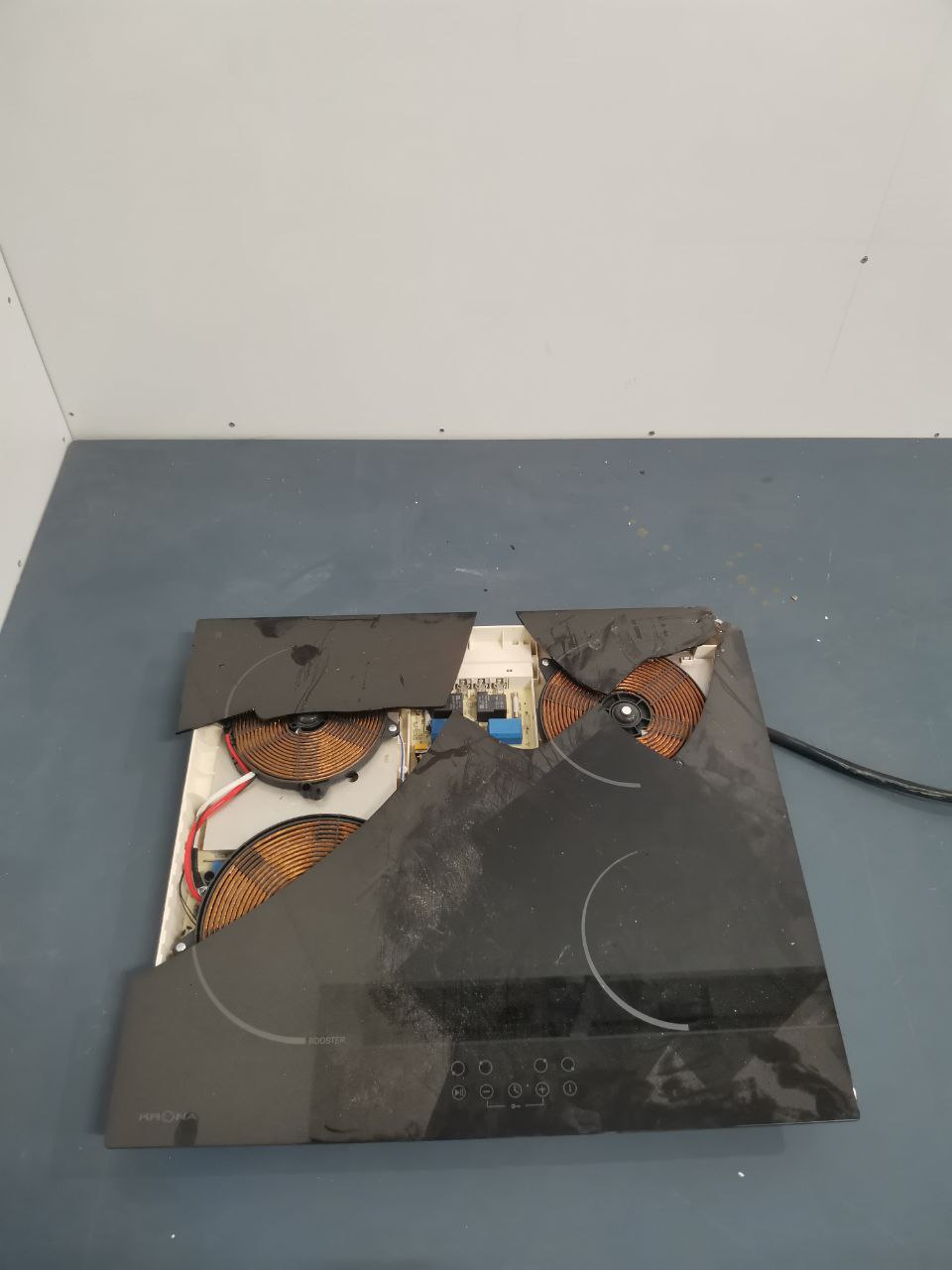 Варочная панель индукционная KRONA STORNO