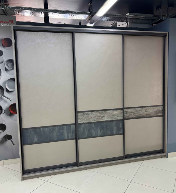 Шкаф-распашной 2-х дверный Spark Шкаф-распашной 2-х дверный Spark