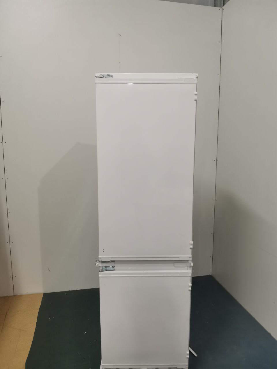 Встраиваемый холодильник BEKO BCHA2752S 
