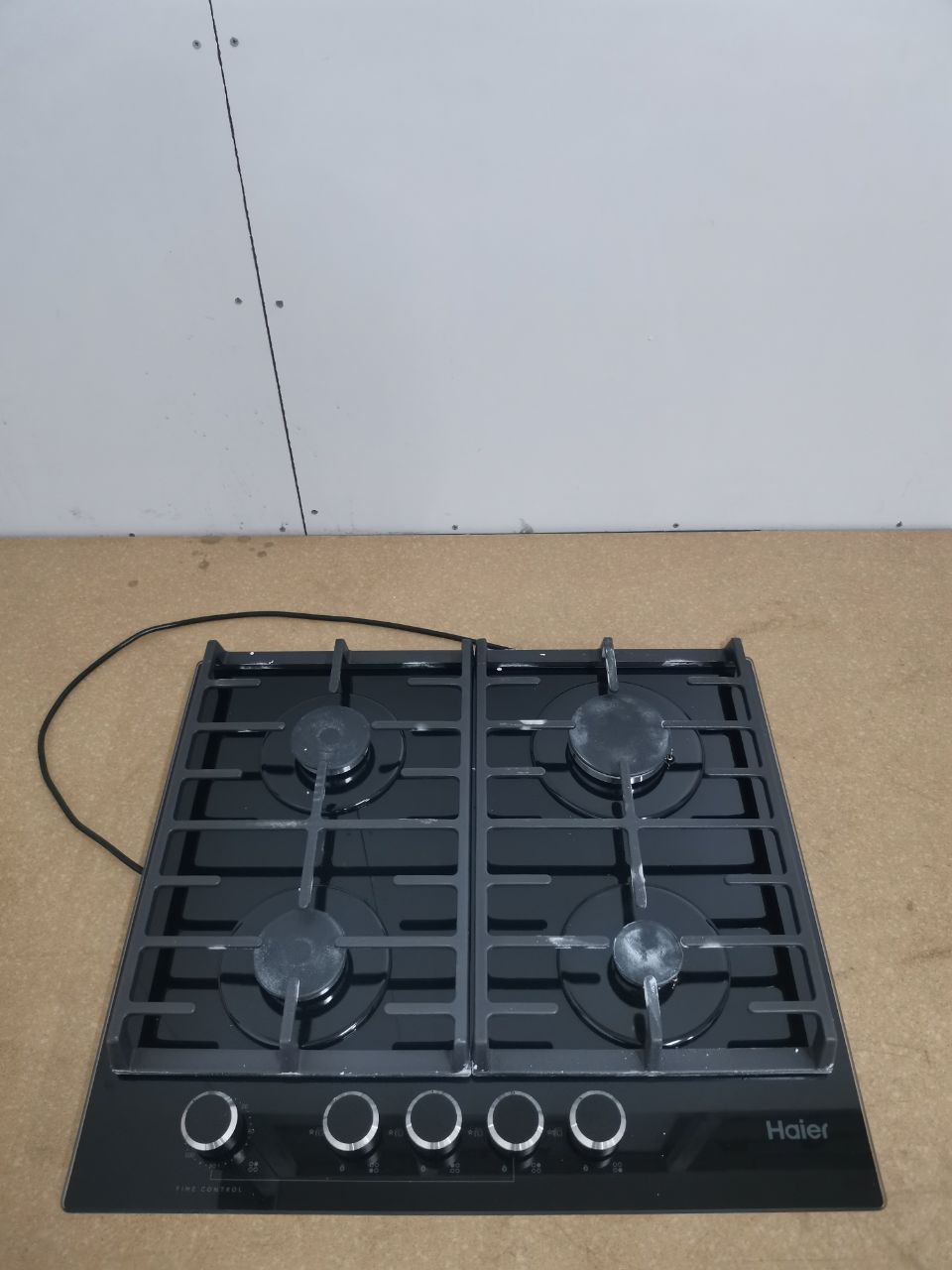 Варочная панель газовая HAIER HHX-G64CNMB 