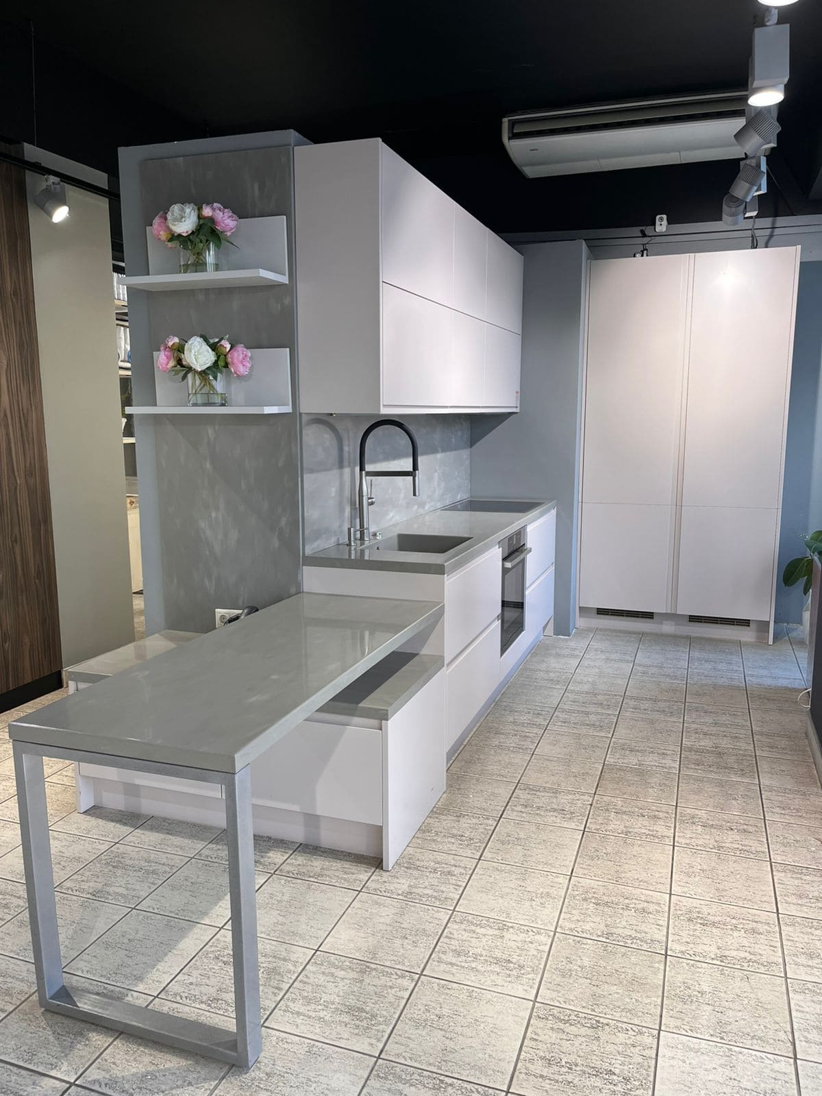 Кухонный гарнитур + Ливинг Интеграто