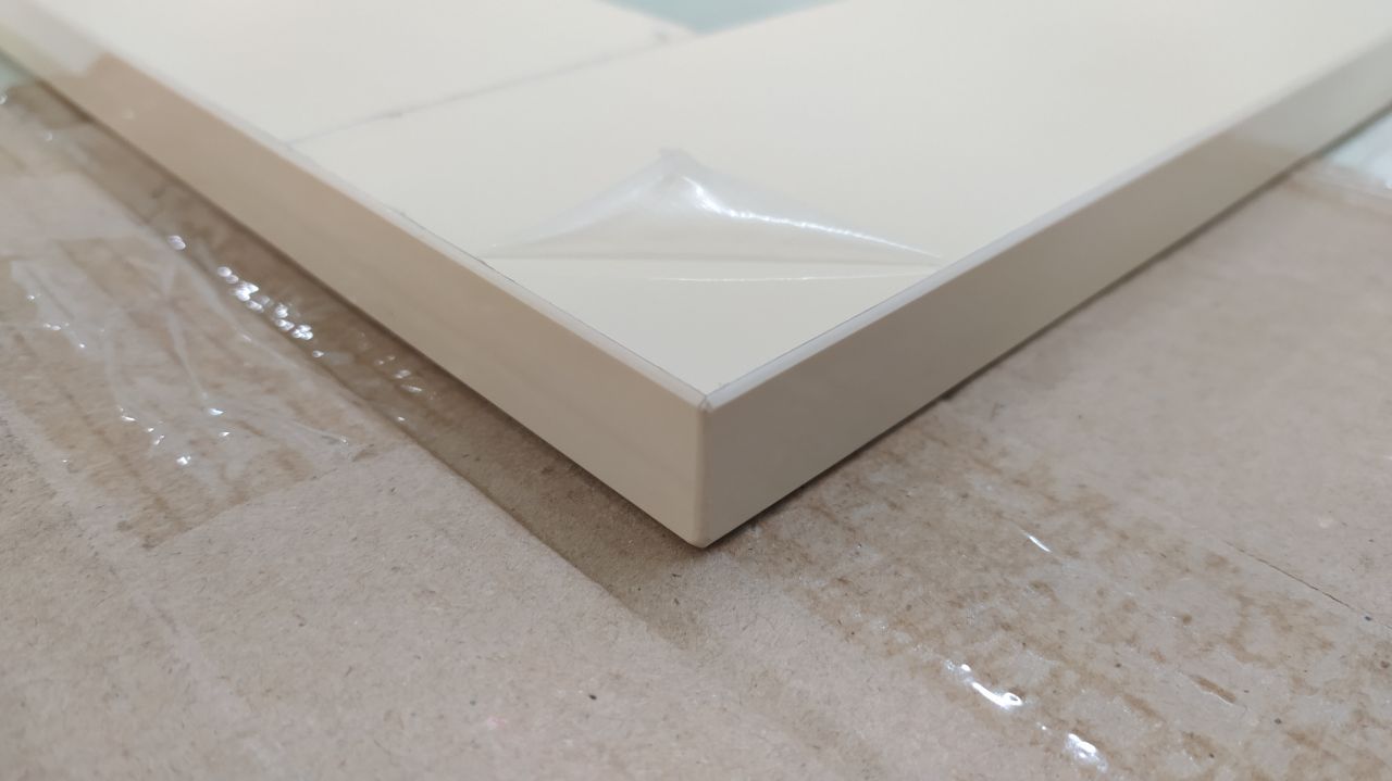 Фасад кухонный со стеклом 72.60 СТ Бежевый (лак)