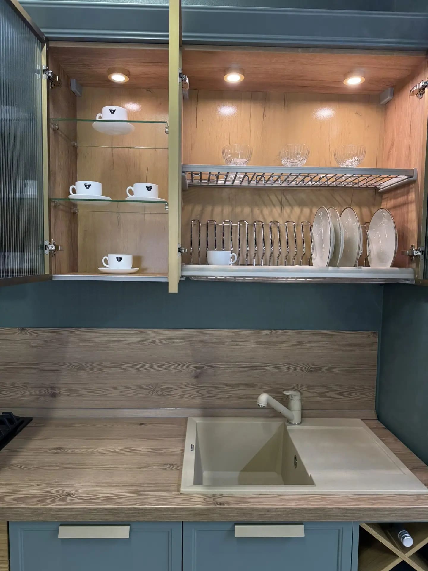 Кухонный гарнитур Камелия