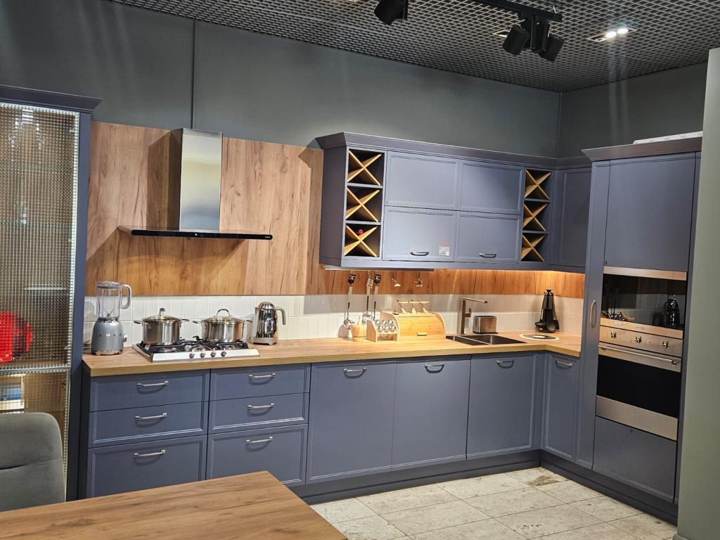 Кухонный гарнитур + Ливинг CAMELIA