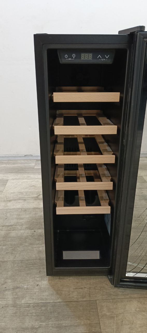 Винный шкаф KUPPERSBERG RSW 81  Винный шкаф KUPPERSBERG RSW 81