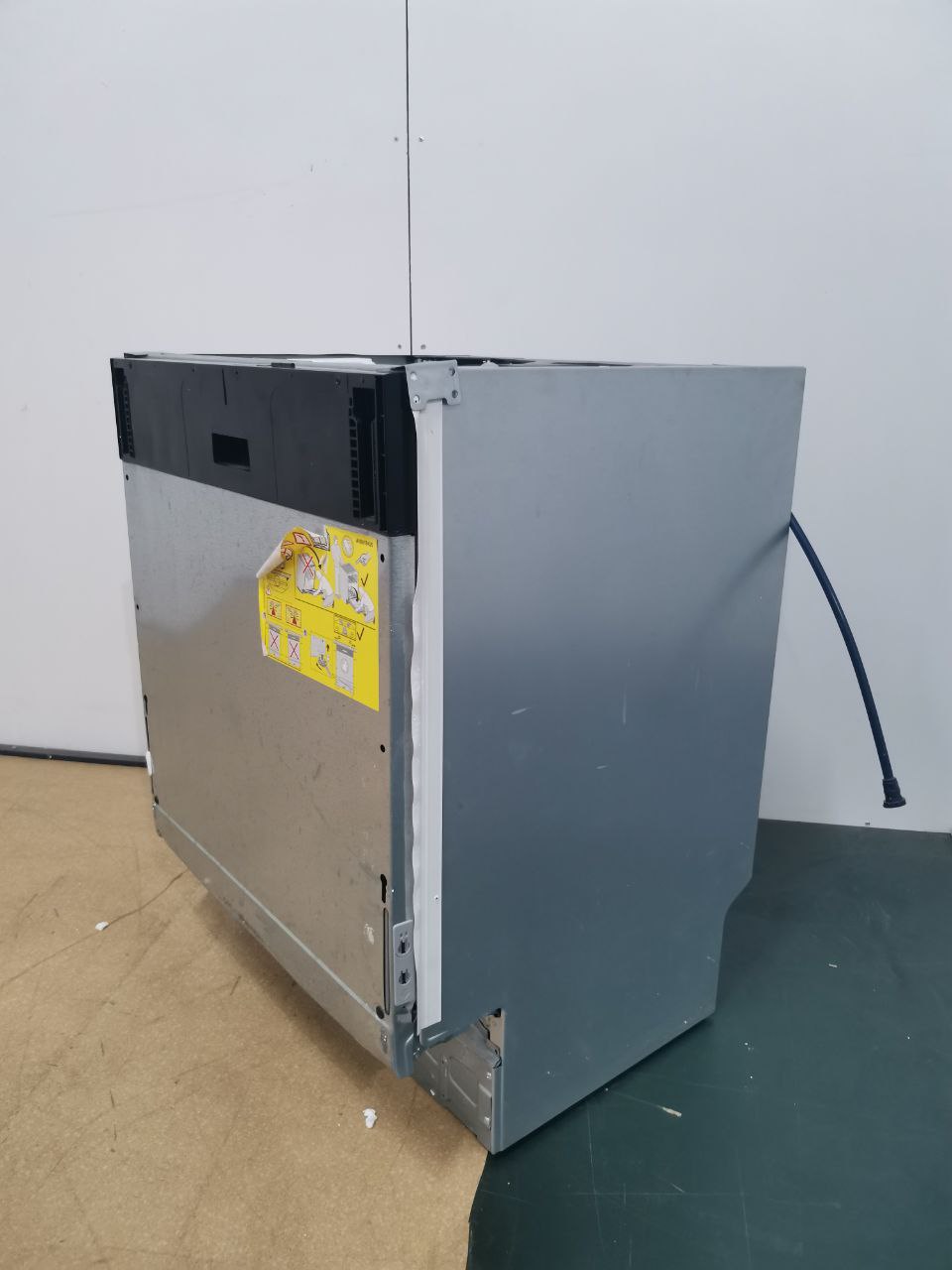 Встраиваемая посудомоечная машина ELECTROLUX EDA917122L