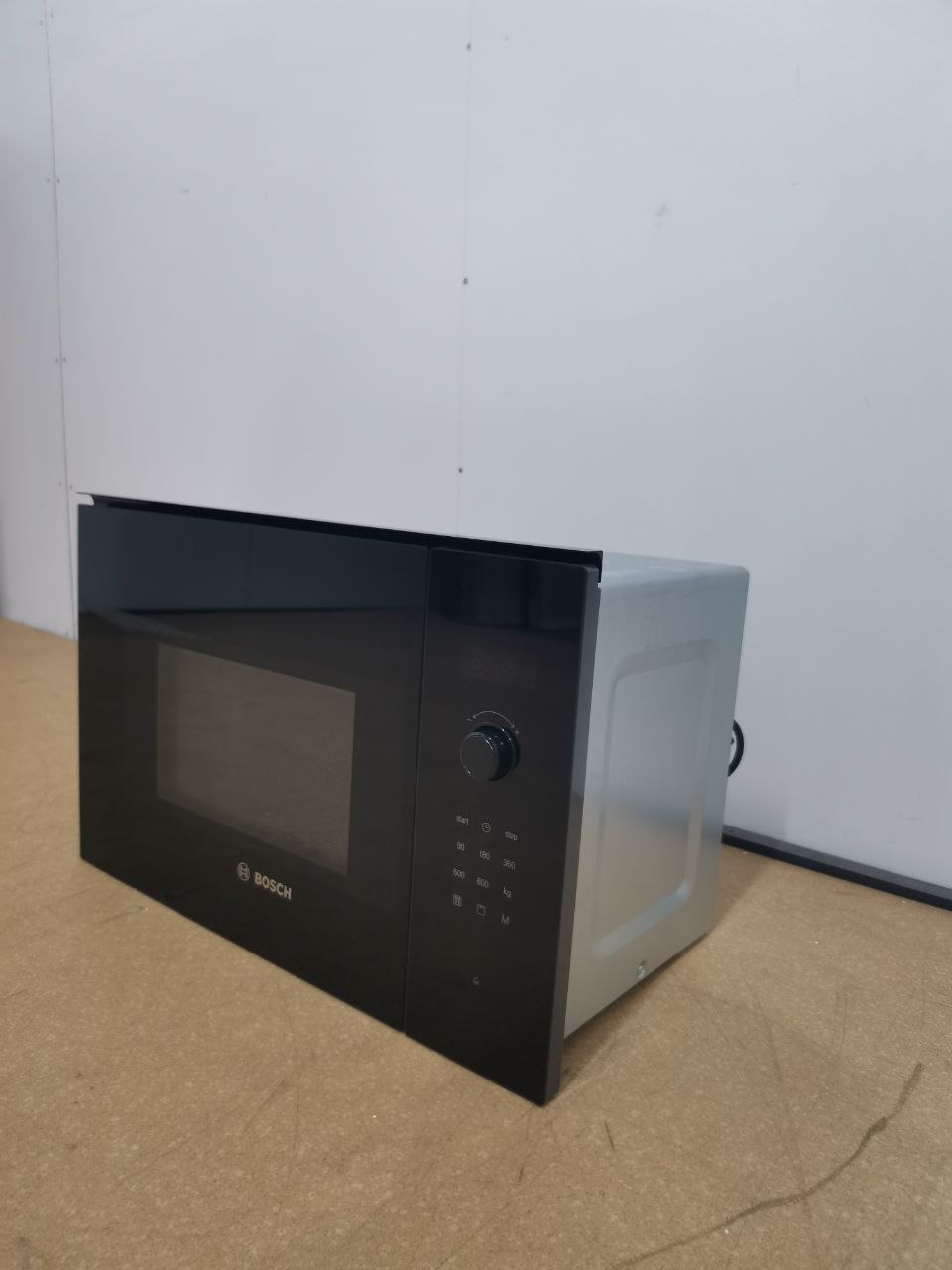 Встраиваемая микроволновая печь BOSCH BFL524MB0 