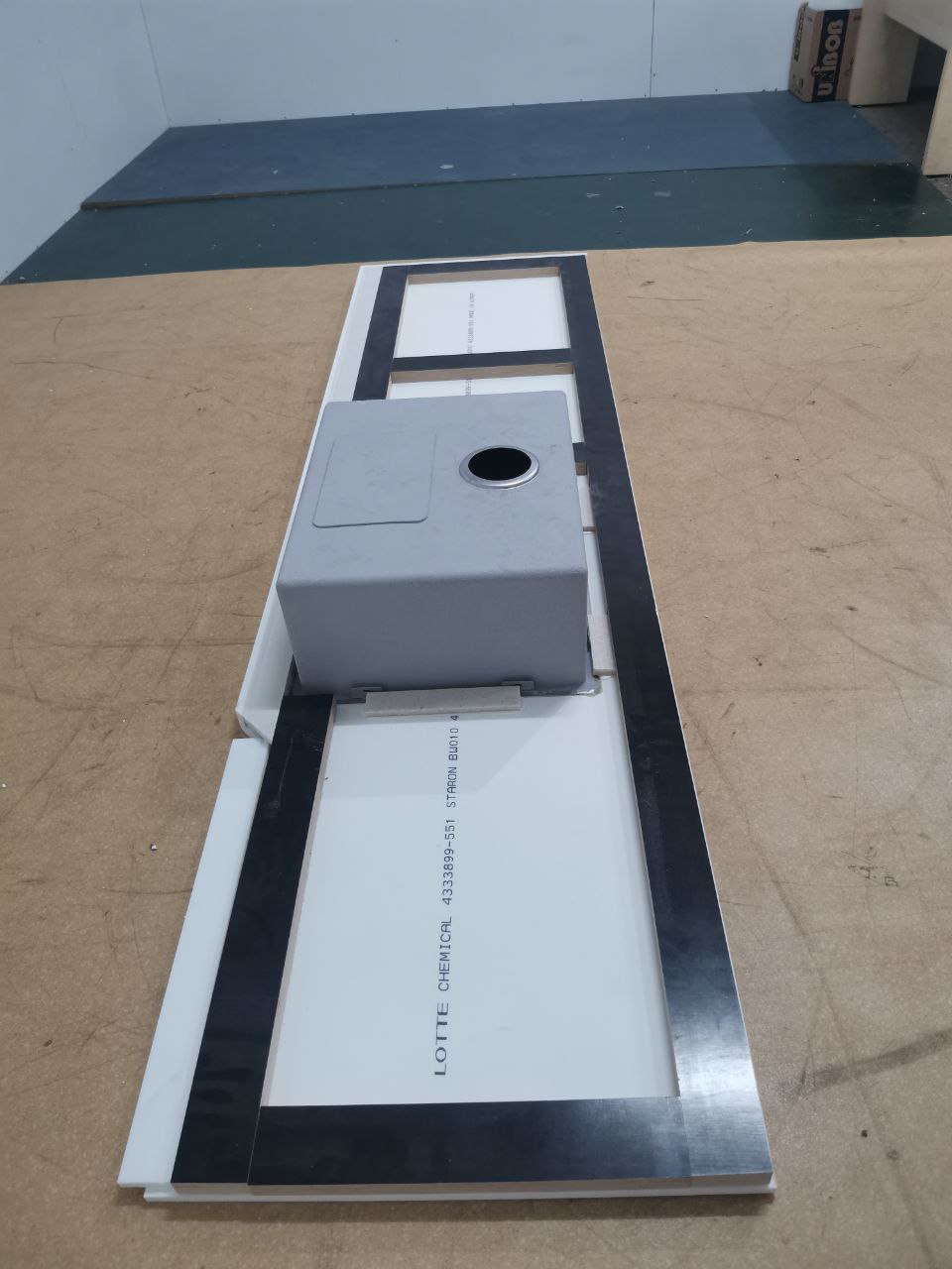 Столешница ИК H=40 мм (2.250х0.600)