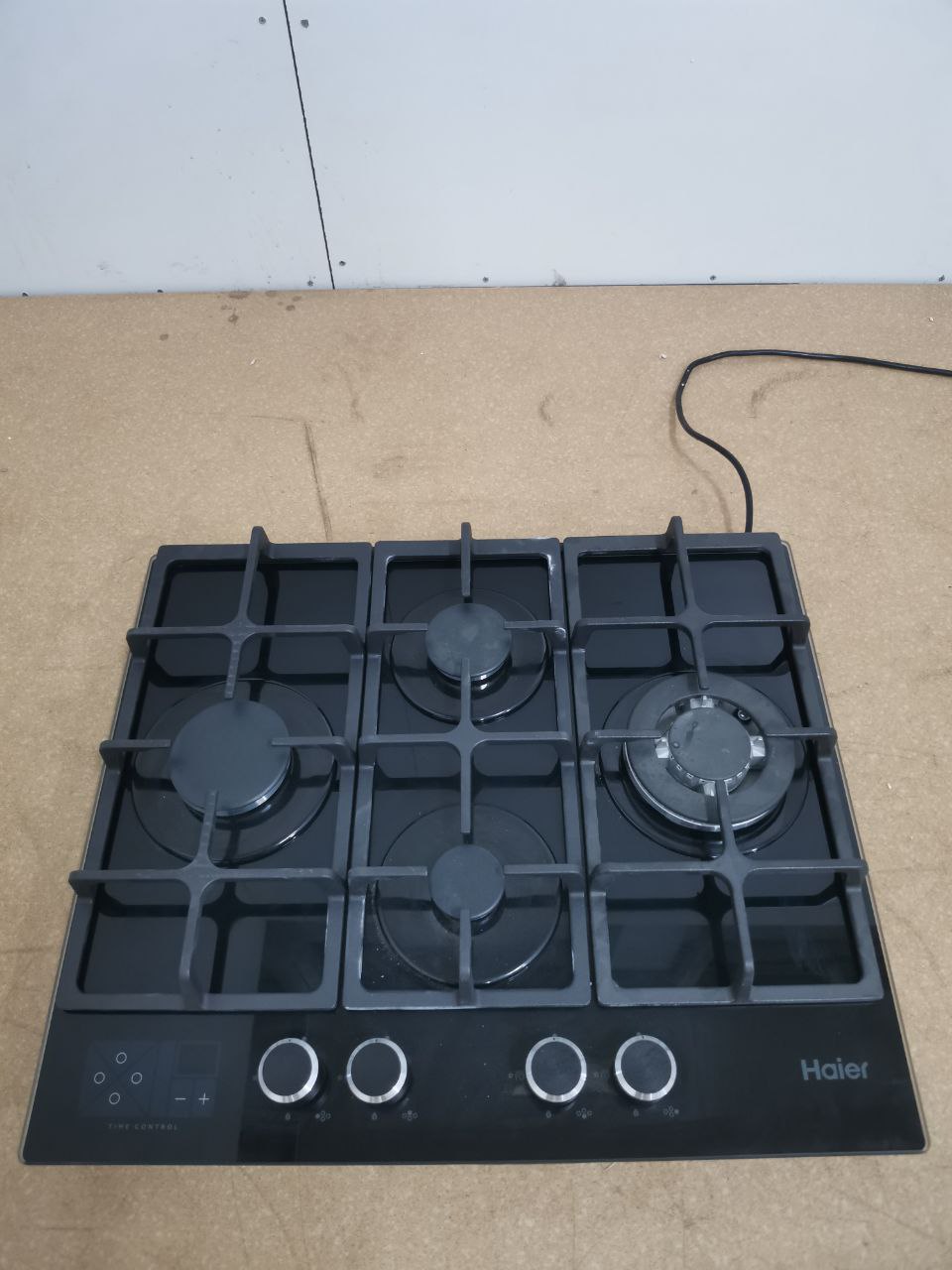 Варочная панель газовая HAIER HHX-G64CWSB 