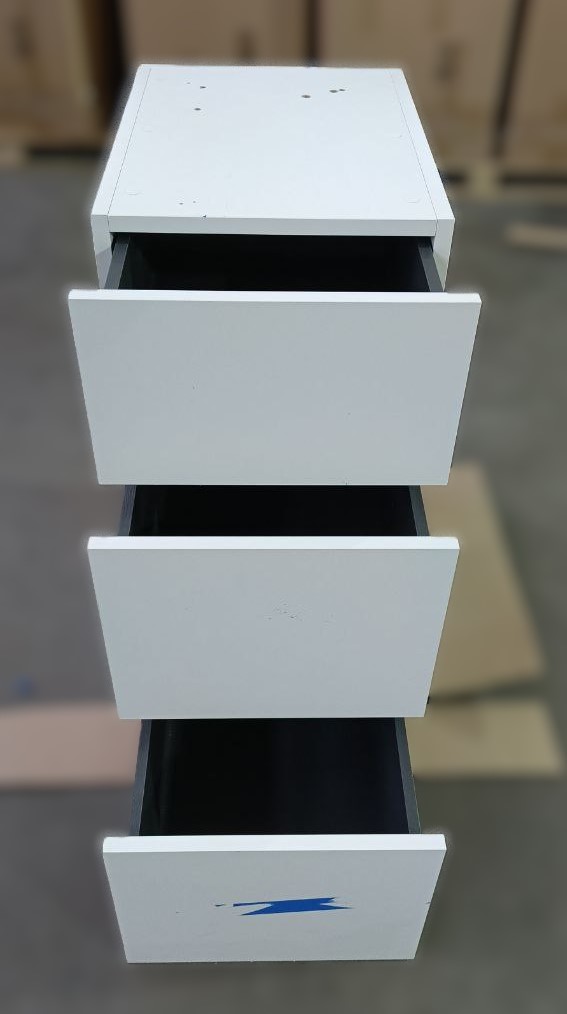 Комод 450*600*977