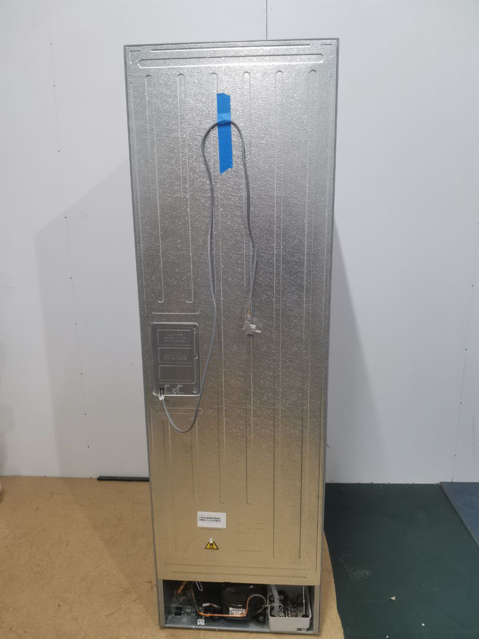 Отдельностоящий холодильник CANDY CCRN 6200 S 