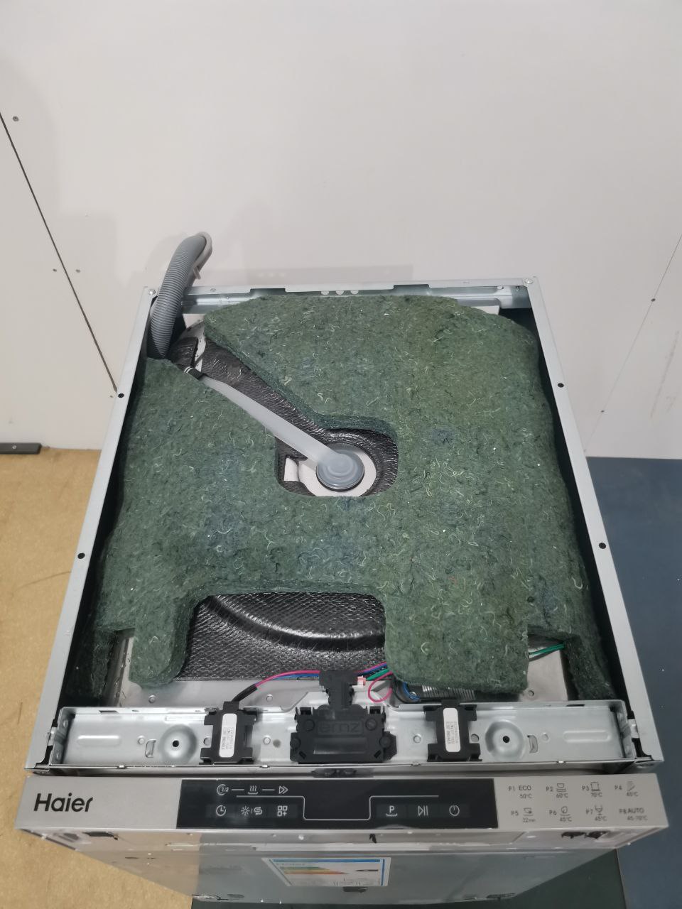 Встраиваемая посудомоечная машина HAIER HDWE11-194RU 