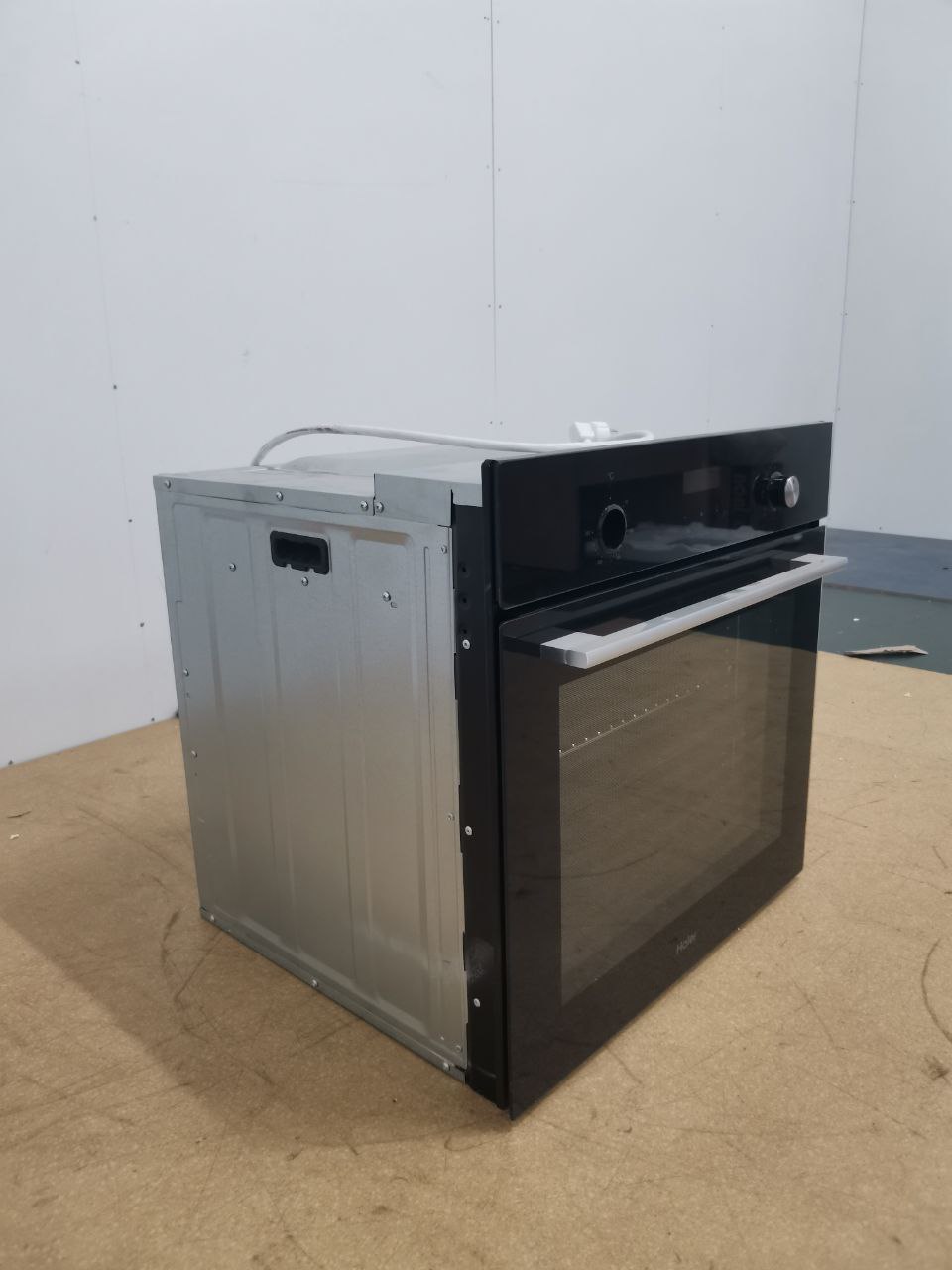 Встраиваемый духовой шкаф HAIER HOX-P06HGB 