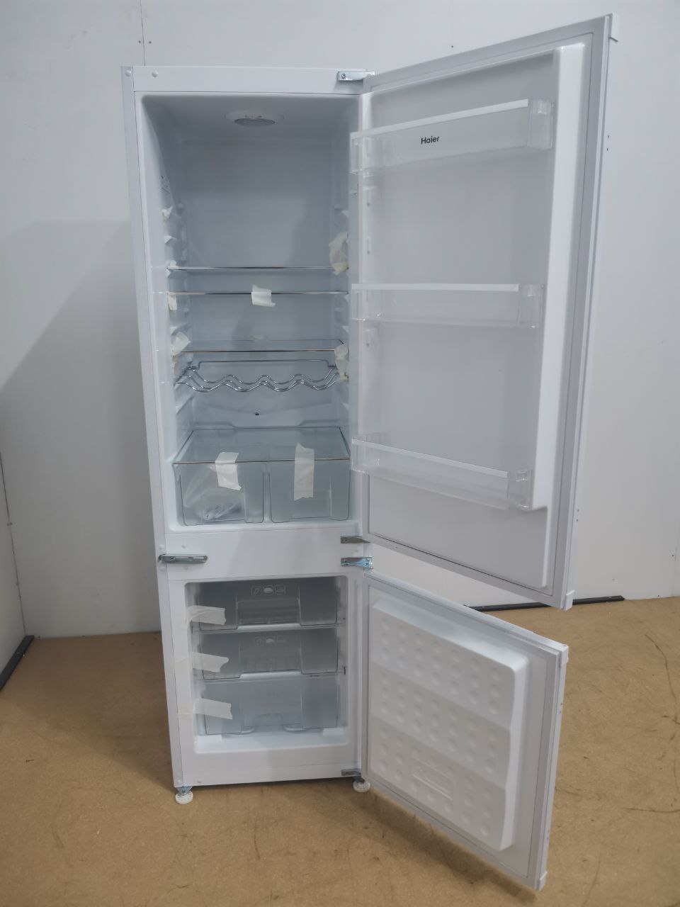 Встраиваемый холодильник Haier HRF229BIRU