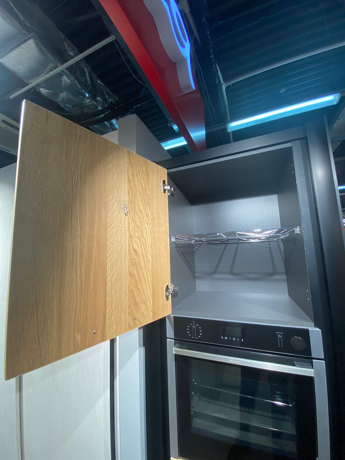 Кухонный гарнитур Antro Wood натуральная