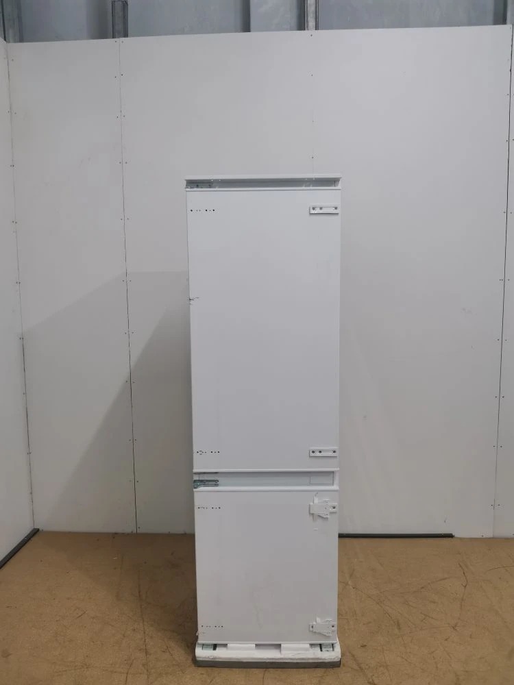 Встраиваемый холодильник GRAUDE IKG 180.2 