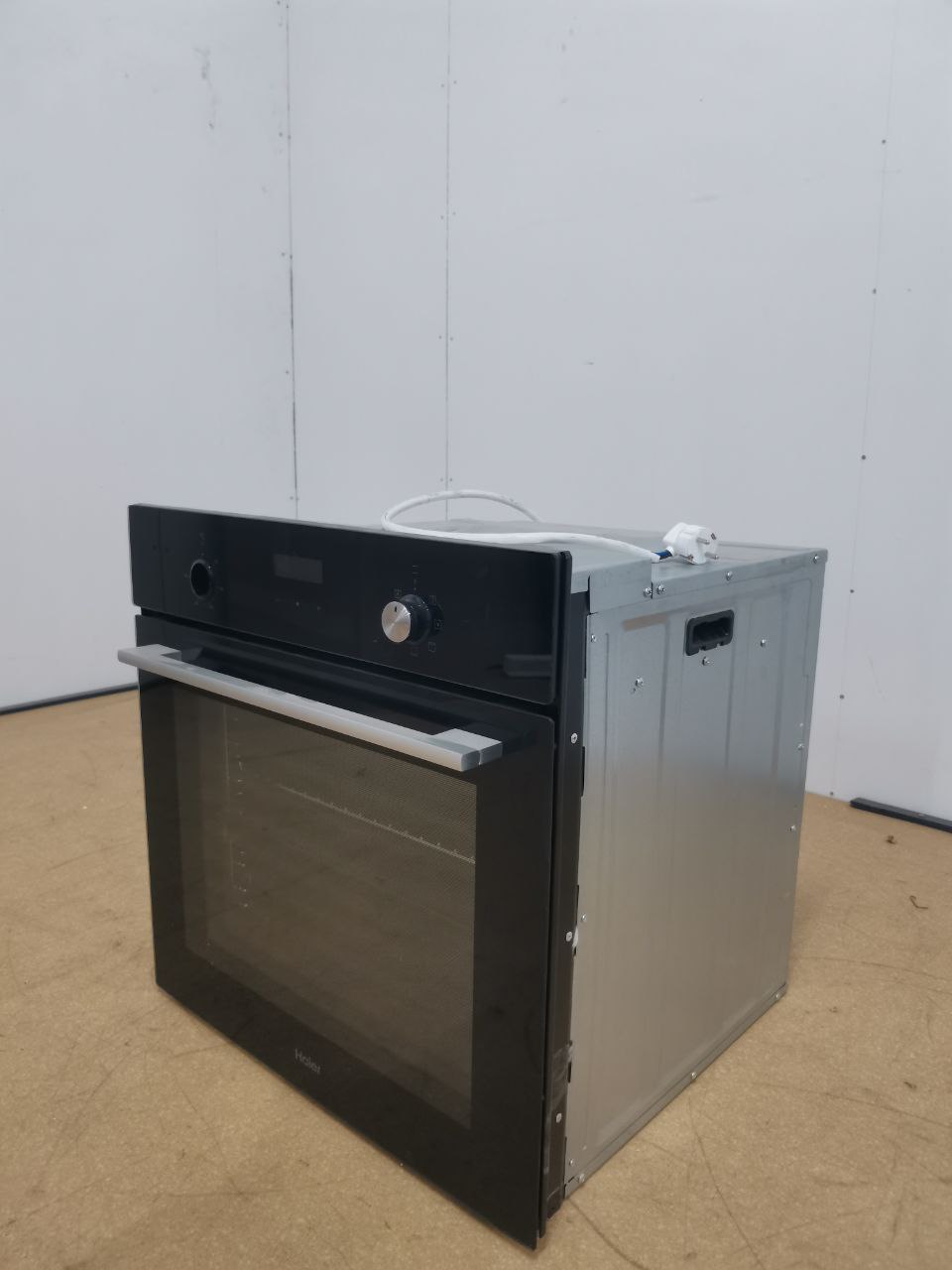 Встраиваемый духовой шкаф HAIER HOX-P06HGB 