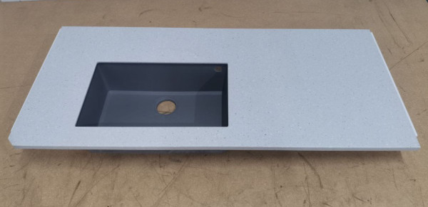 Столешница из ИК 1.570х0.700 (Н=25 мм)