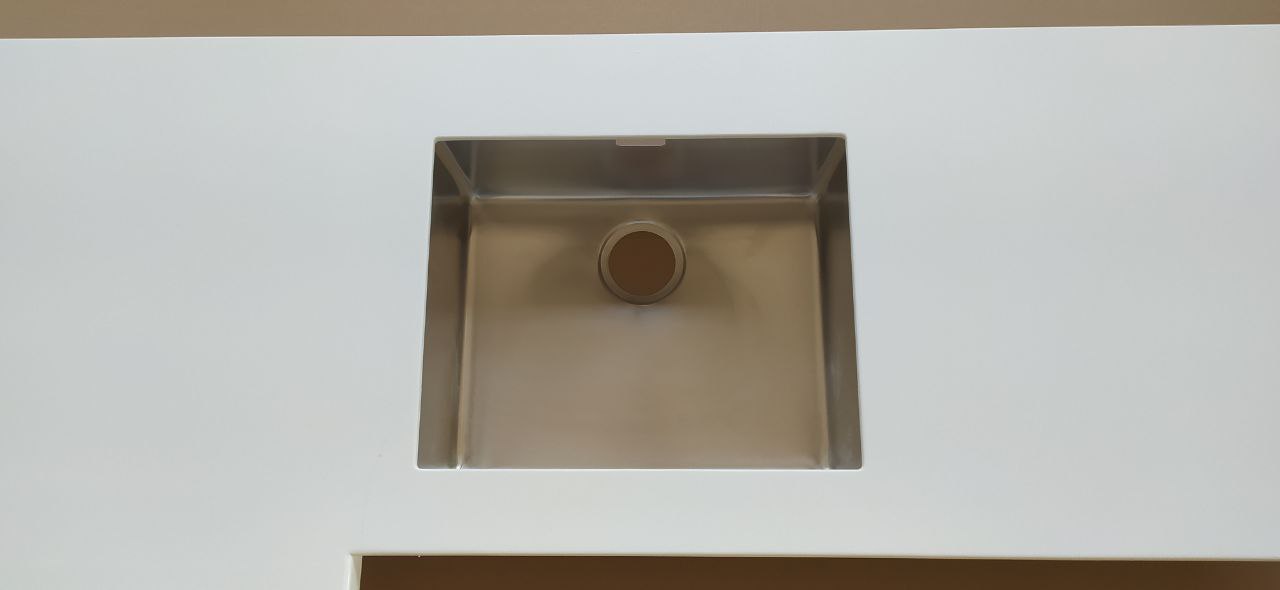 Столешница из искусственного камня (1800*600) (H=40 мм) 