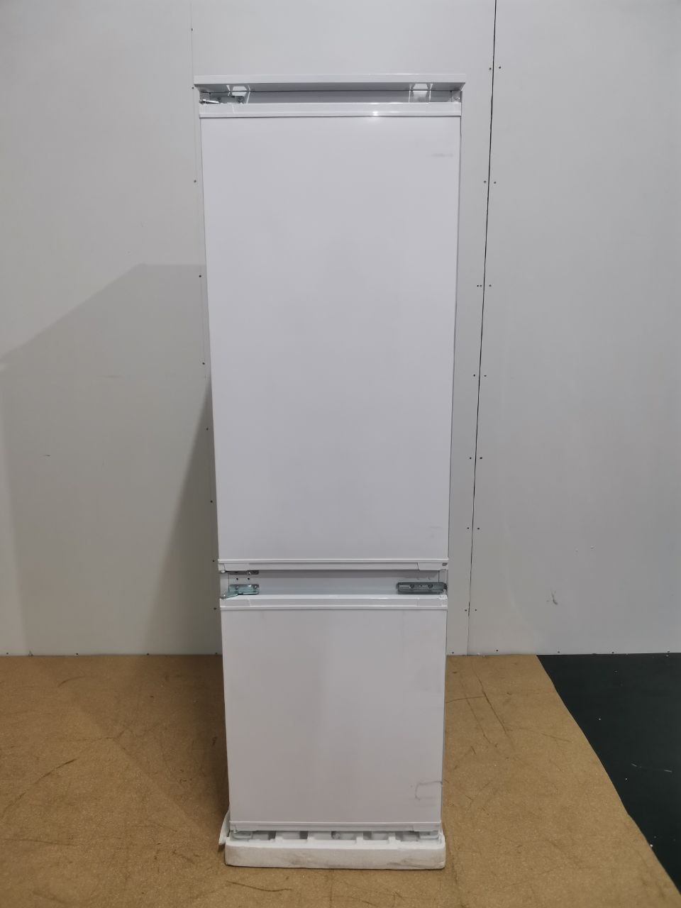 Встраиваемый холодильник BEKO BCHA2752S 