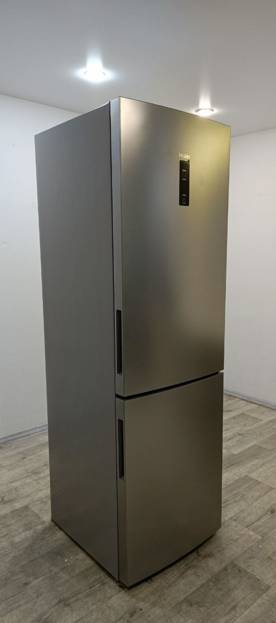 Отдельностоящий холодильник HAIER C2F636CFRG  Отдельностоящий холодильник HAIER C2F636CFRG