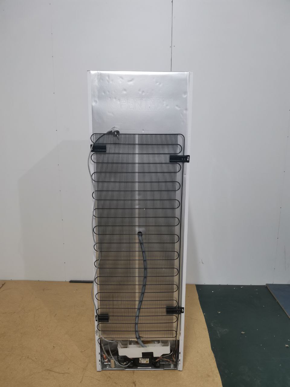 Встраиваемый холодильник BEKO BCHA2752S 