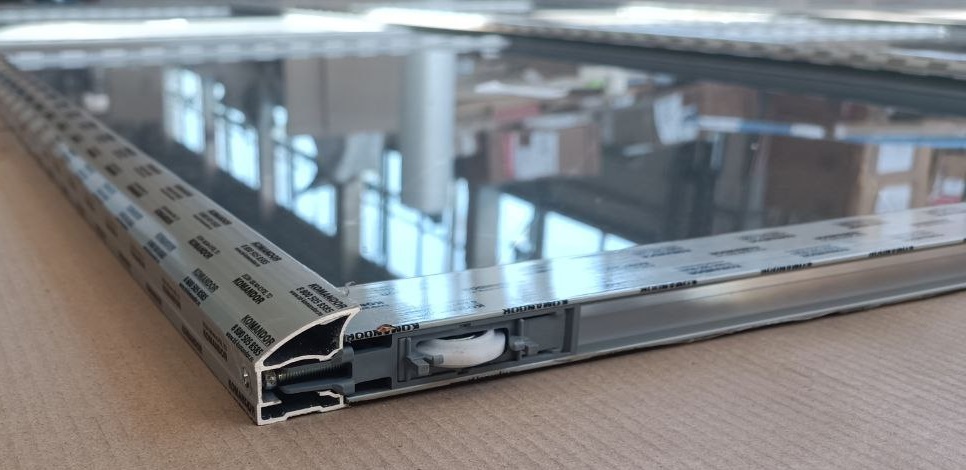 Дверные створки купе Стекло (В.2570 Ш.1704) 2шт.