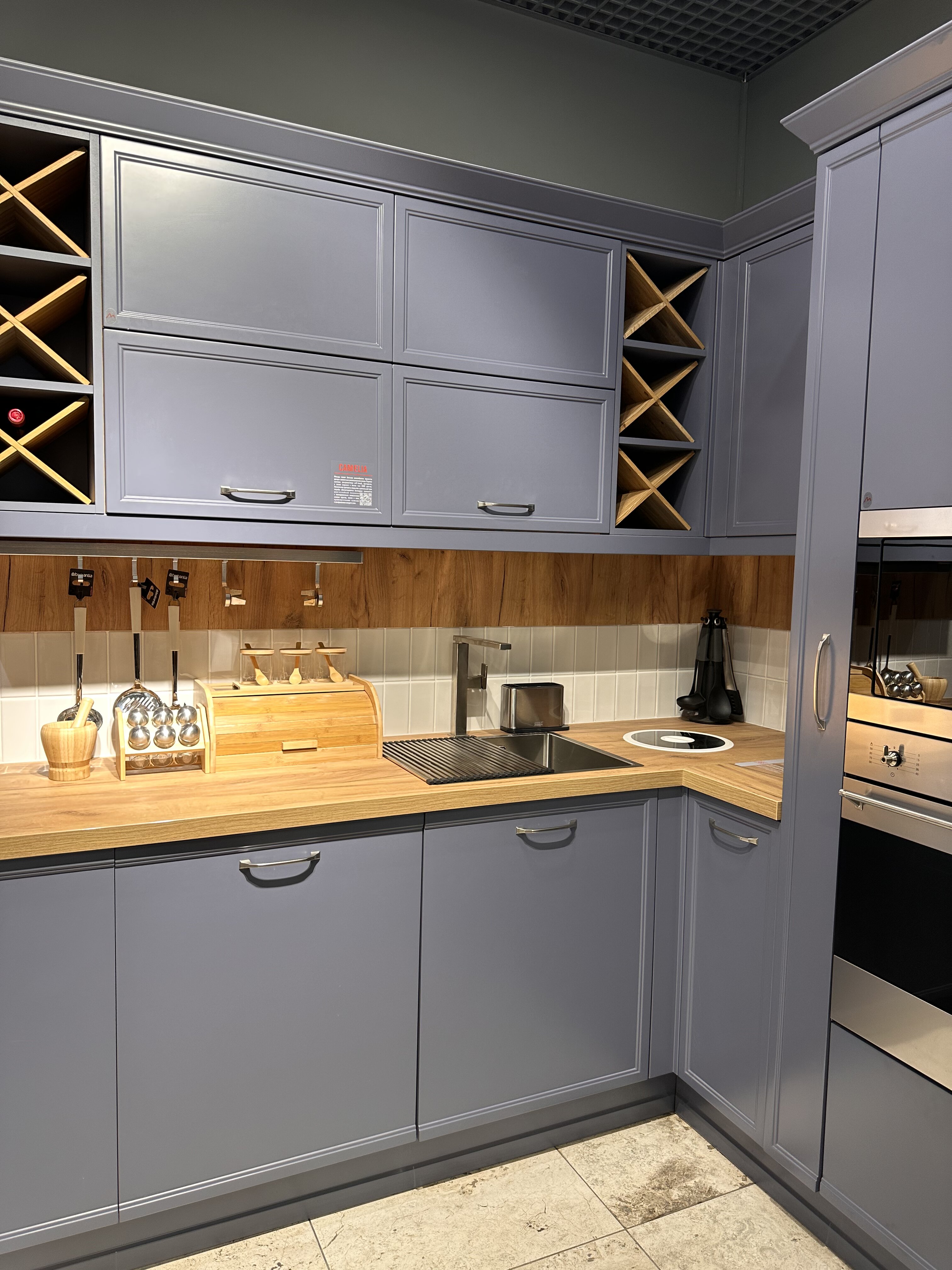 Кухонный гарнитур + Ливинг CAMELIA