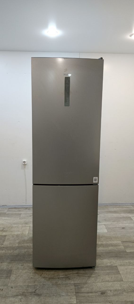 Отдельностоящий холодильник HAIER CEF535ASD  Отдельностоящий холодильник HAIER CEF535ASD