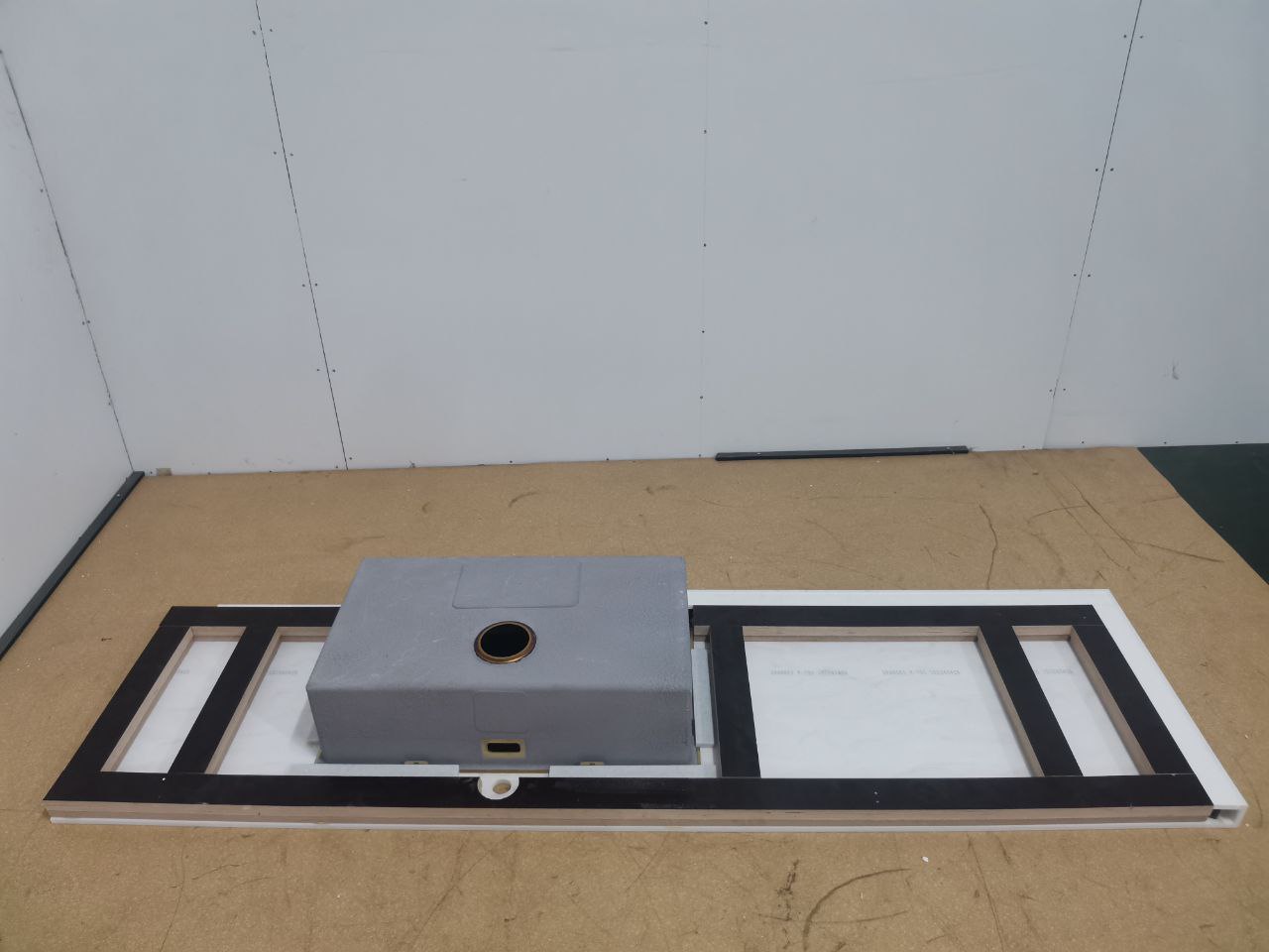 Столешница из искусственного камня (Н=60 мм) 2.138х0.620